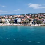 Apartman Plazibat Mandre
