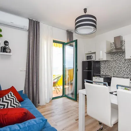 Plazibat Apartment Mandre