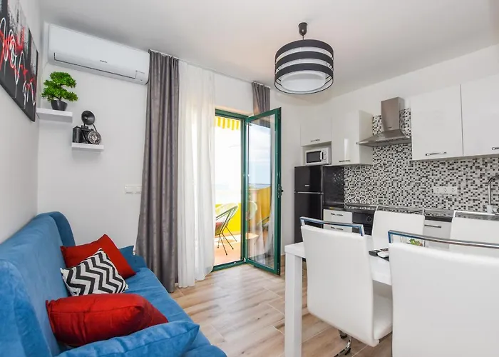 Plazibat Apartamento Mandre