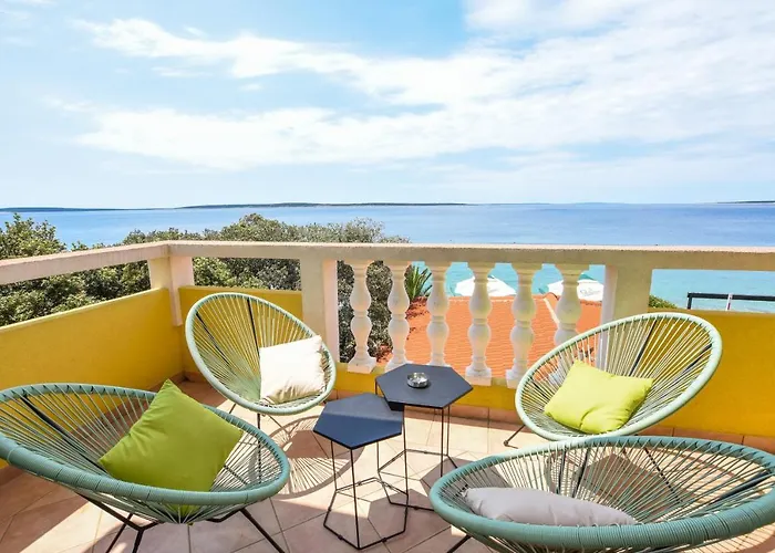 Plazibat Apartamento Mandre