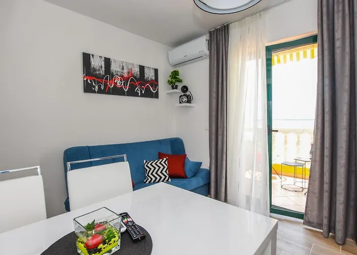 아파트 Plazibat *