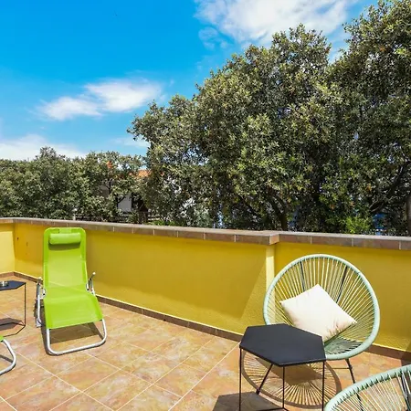 Appartamento Plazibat Mandre