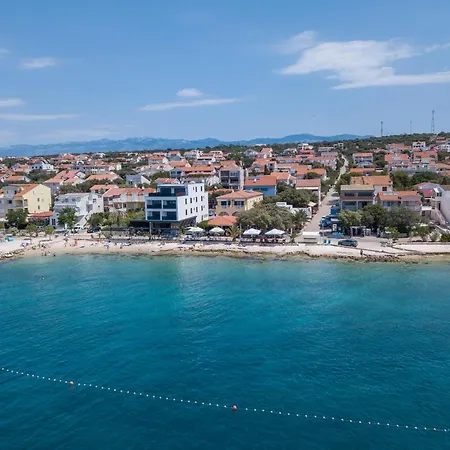 Apartment Plazibat Mandre