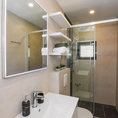 Plazibat Apartment