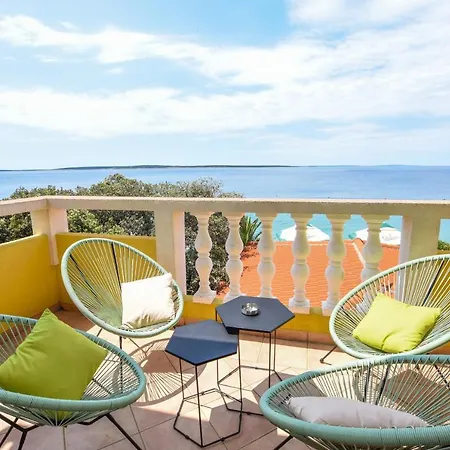 Plazibat Apartman Mandre