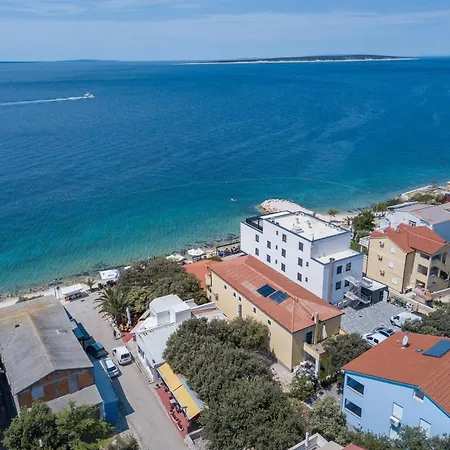 Apartment Plazibat