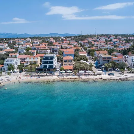 Apartment Plazibat